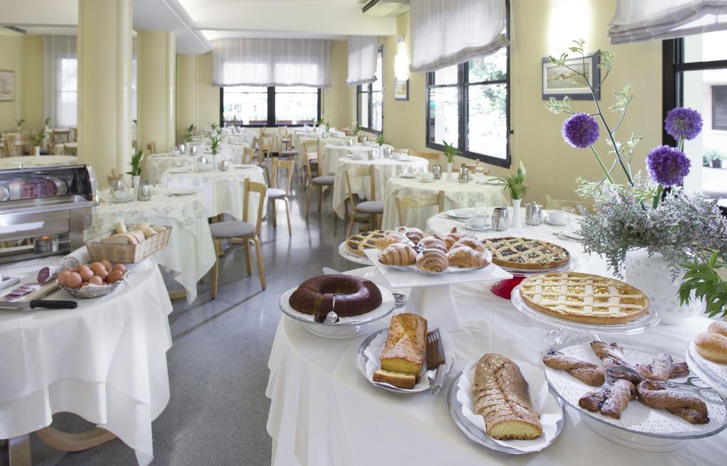 Hotel Sampaoli Bellaria-Igea Marina Exterior photo